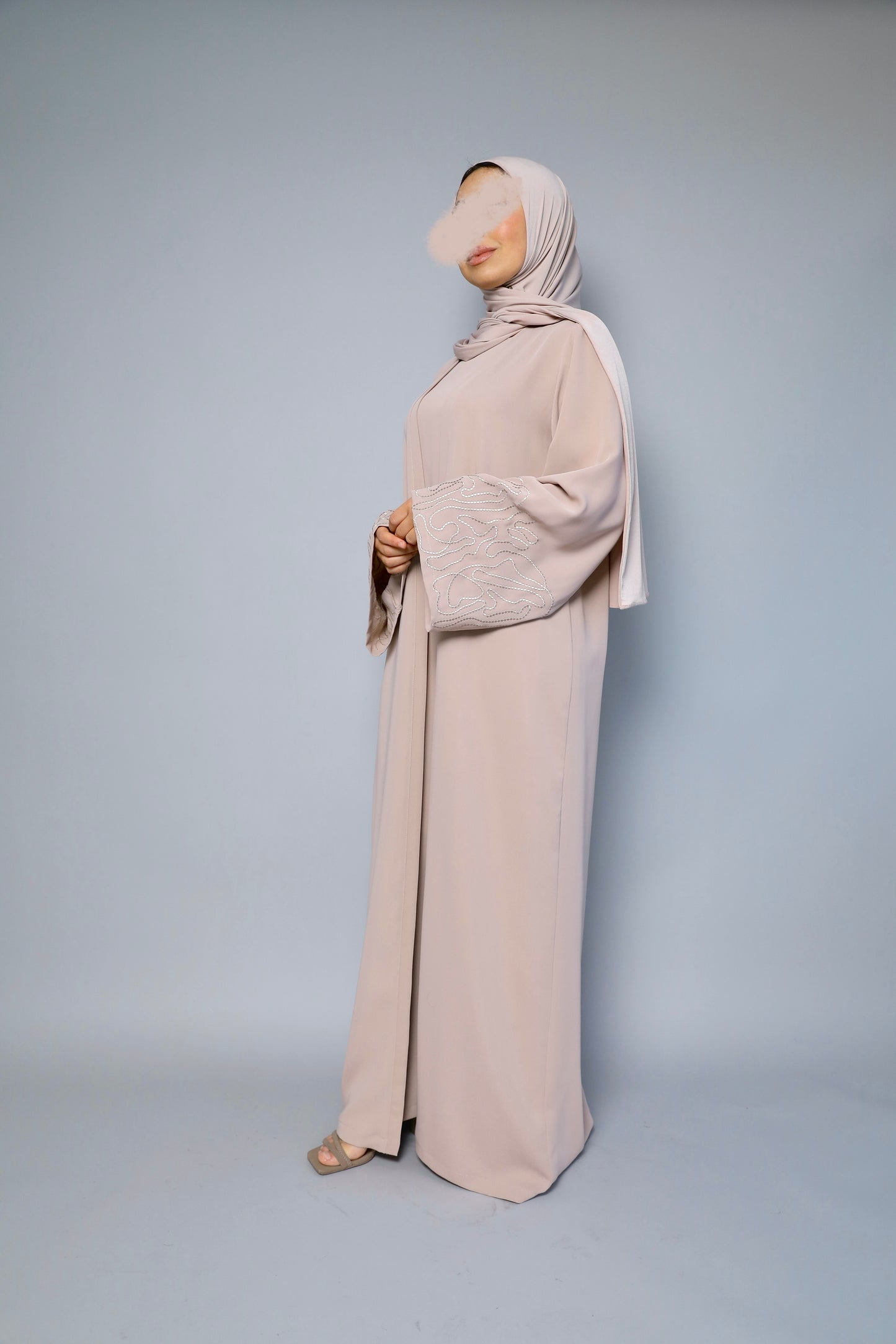 ABAYASET NASREEN (LILA)