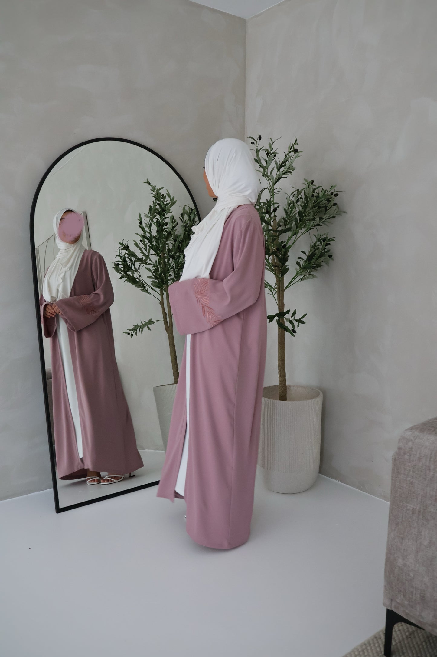 ABAYA SAKEENA (PINK)