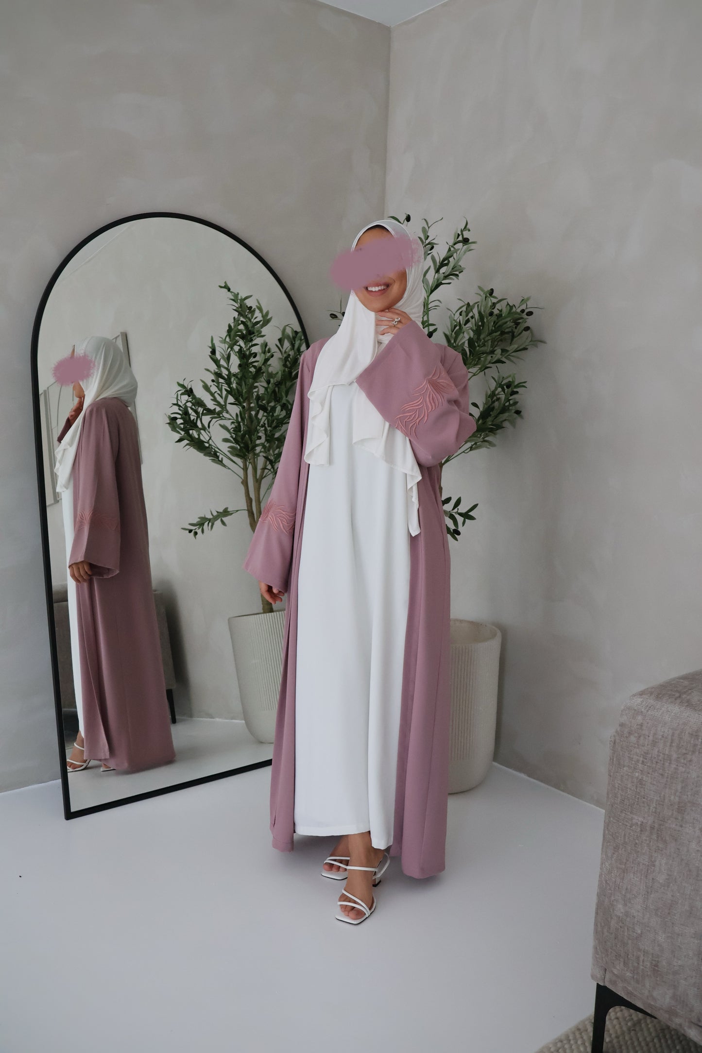 ABAYA SAKEENA (PINK)