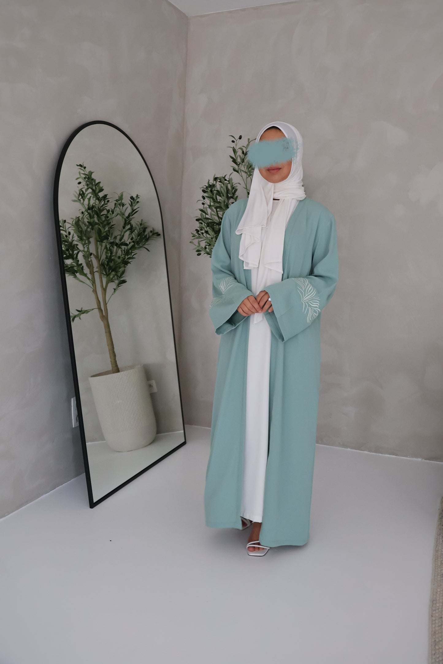 ABAYA SAKEENA (SKYBLUE)