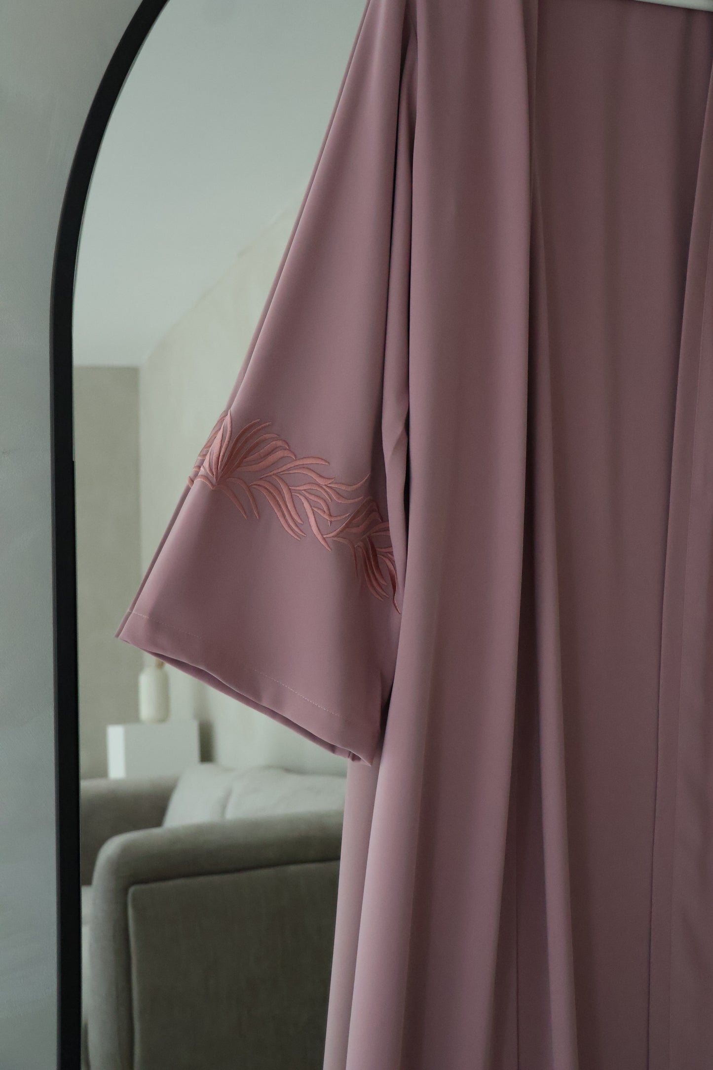 ABAYA SAKEENA (PINK)