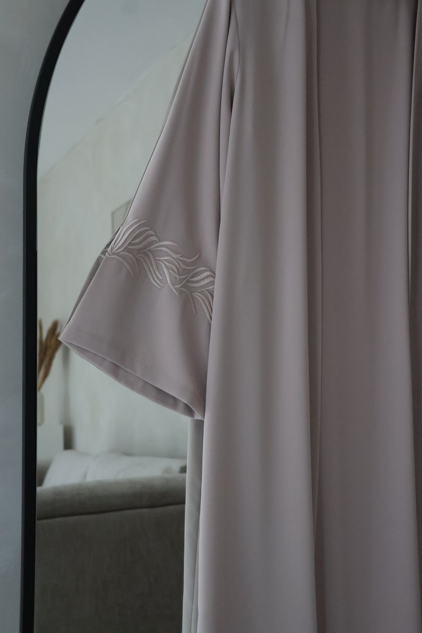 ABAYA SAKEENA (NUDEPINK)