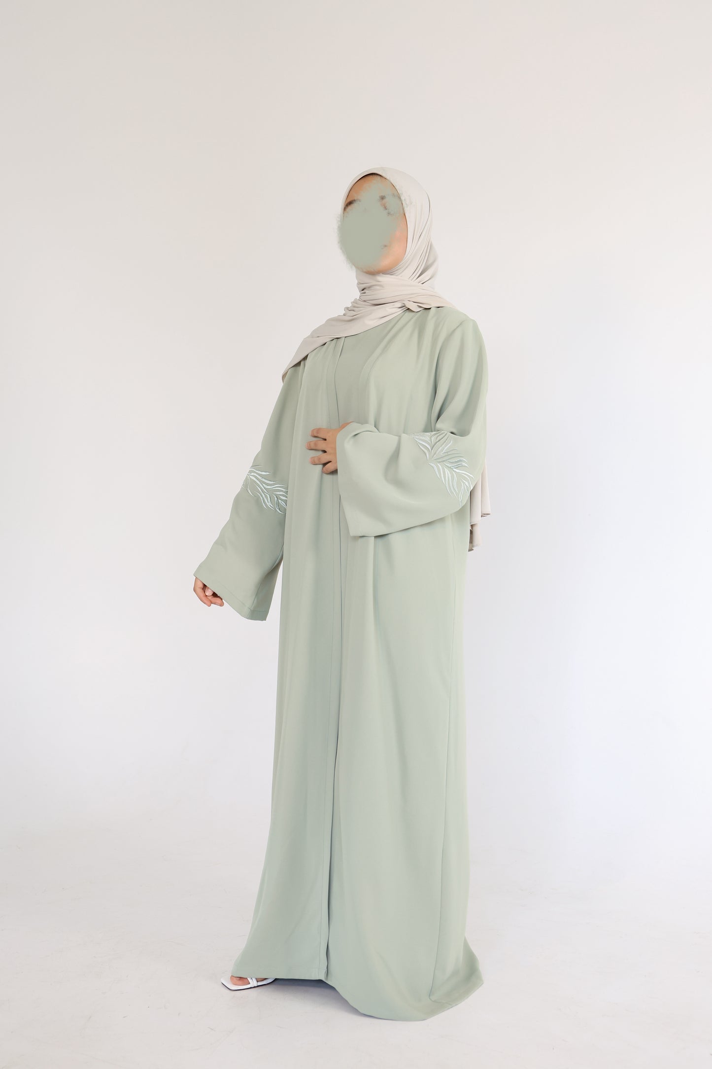 ABAYASET SAKEENA (SAGE GREEN)