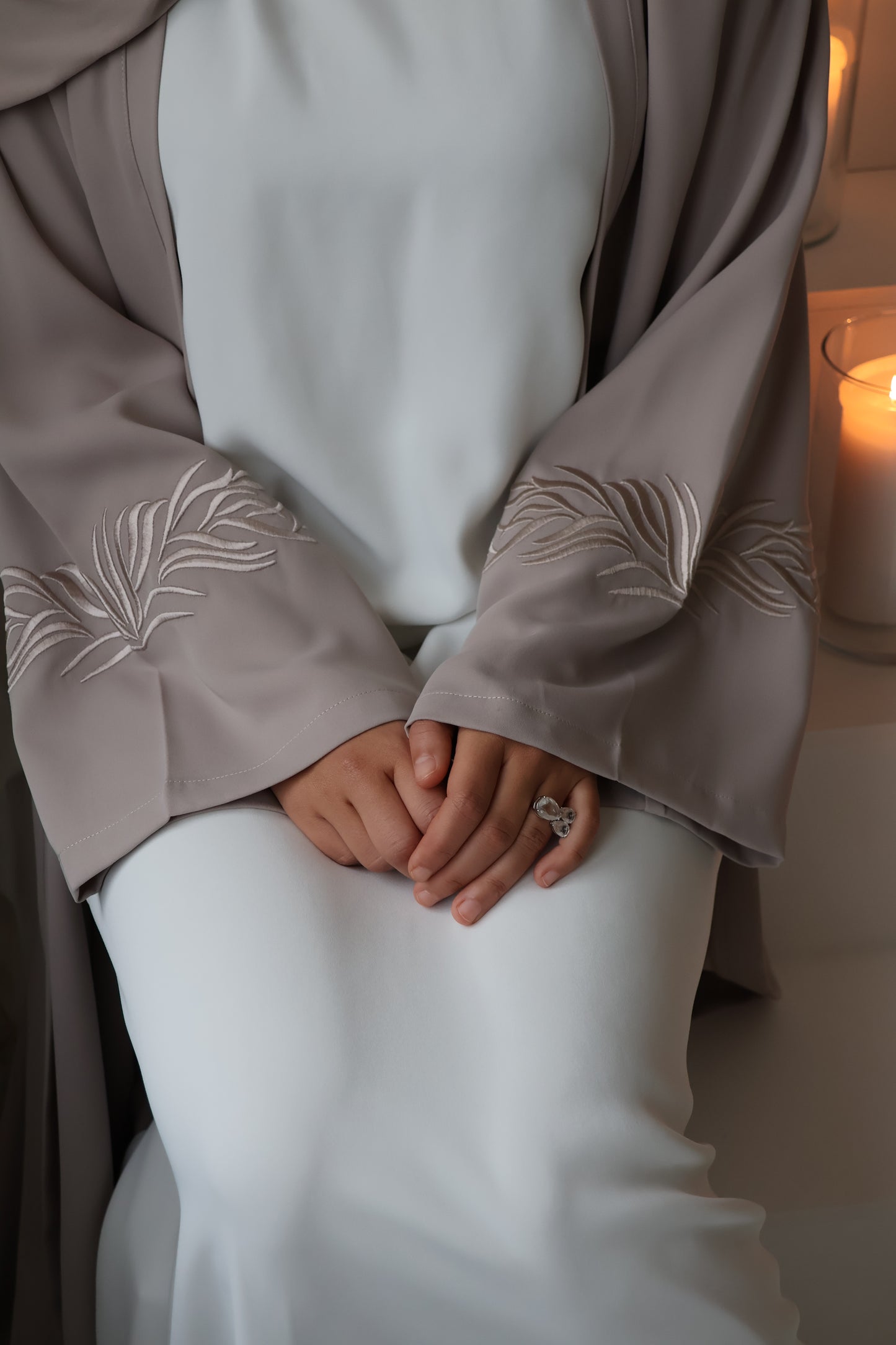 ABAYA SAKEENA (NUDEPINK)